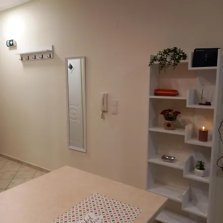 Angel's Nest - Meteora Καλαμπάκα